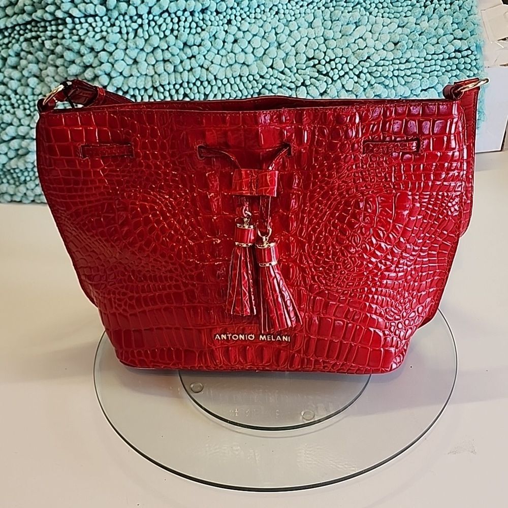 Stuff It Show Antonio Melani Red Leather Crocodile Pattern Shoulder Bag NWT